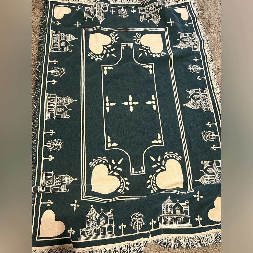 Green and Cream Tapestry Throw Blanket, Vintage